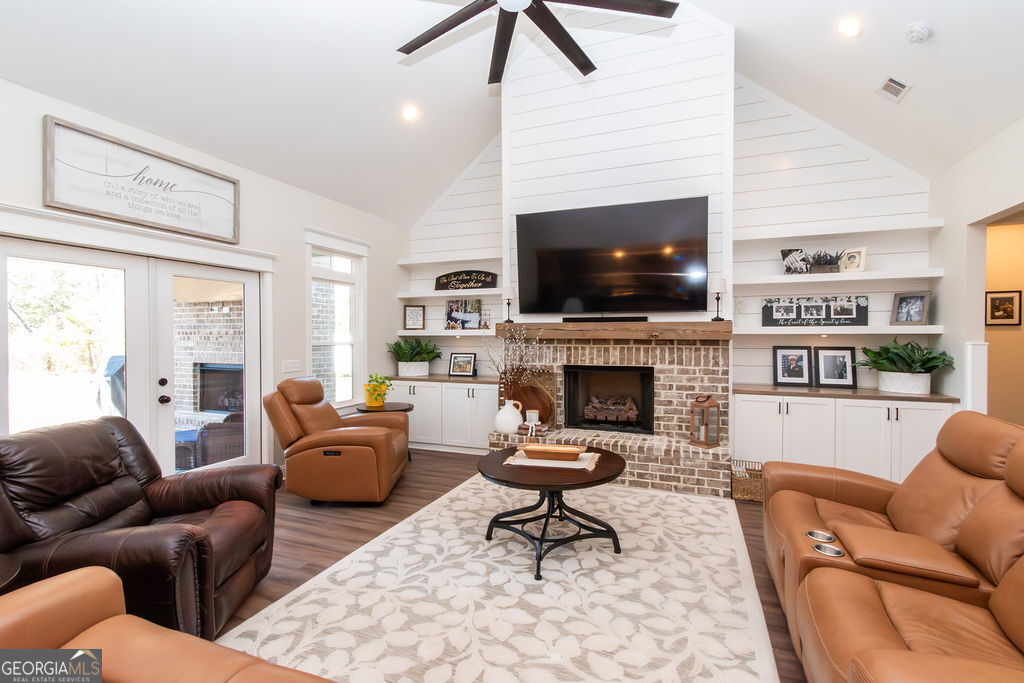 1355 Old Louisville Road Guyton GA 31312