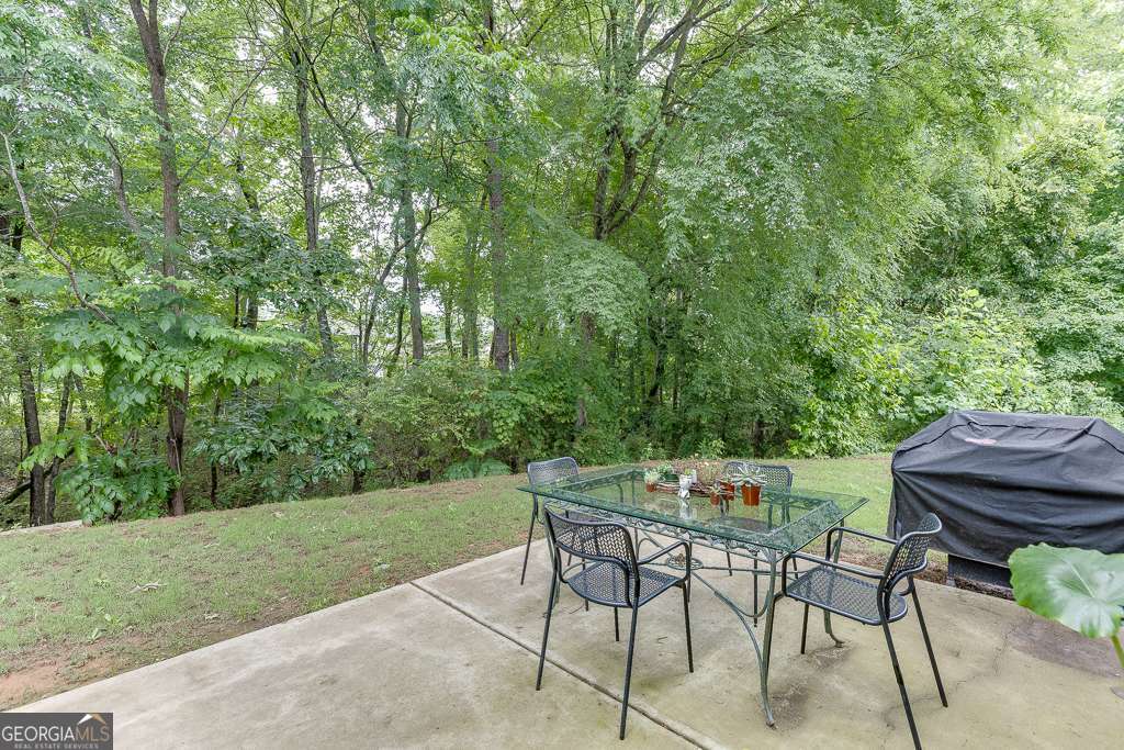23 Dorset Way Hoschton GA 30548