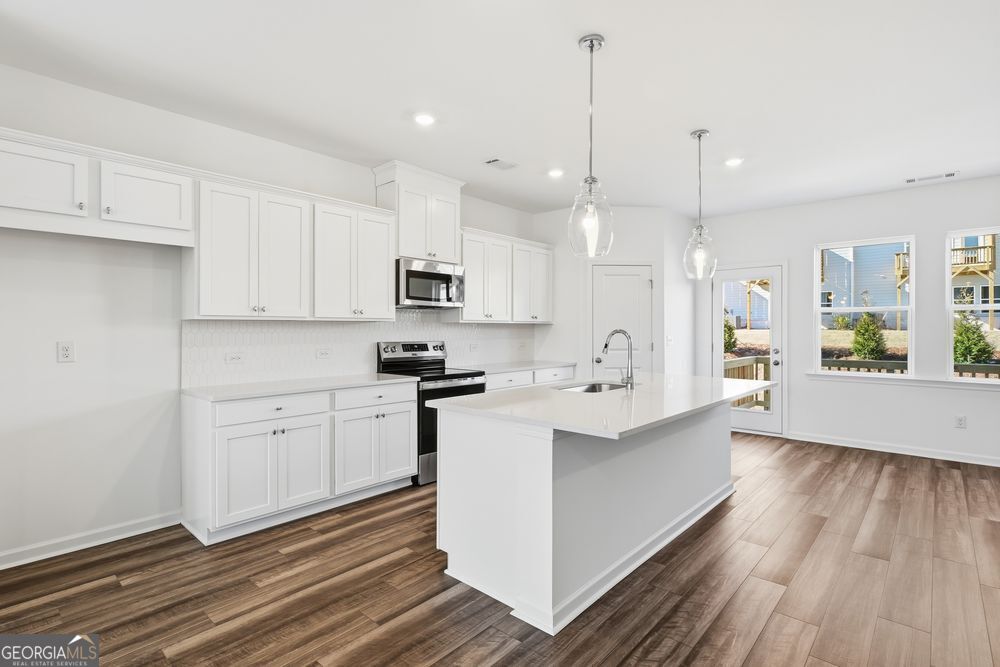 3074 Hudson Glen Way Dacula GA 30019