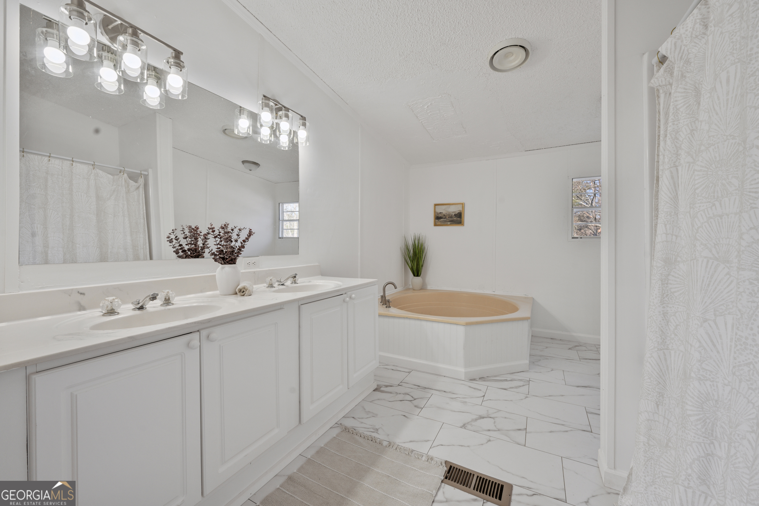 4653 Whispering Pines Buford GA 30518