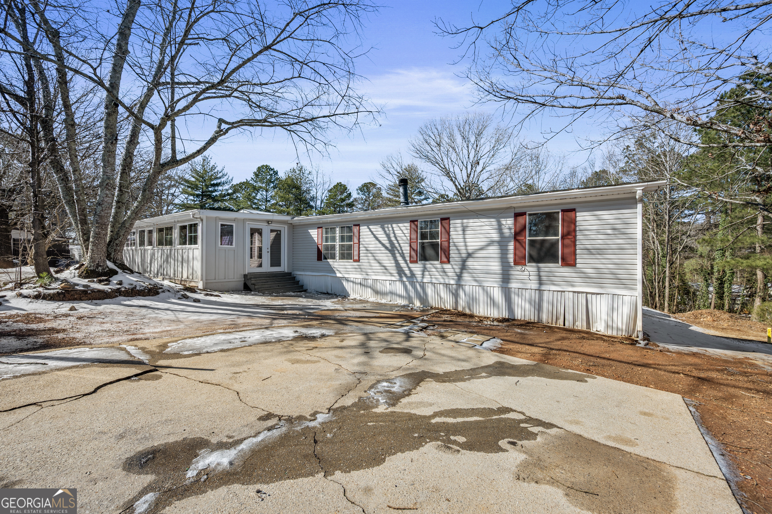 4653 Whispering Pines Buford GA 30518
