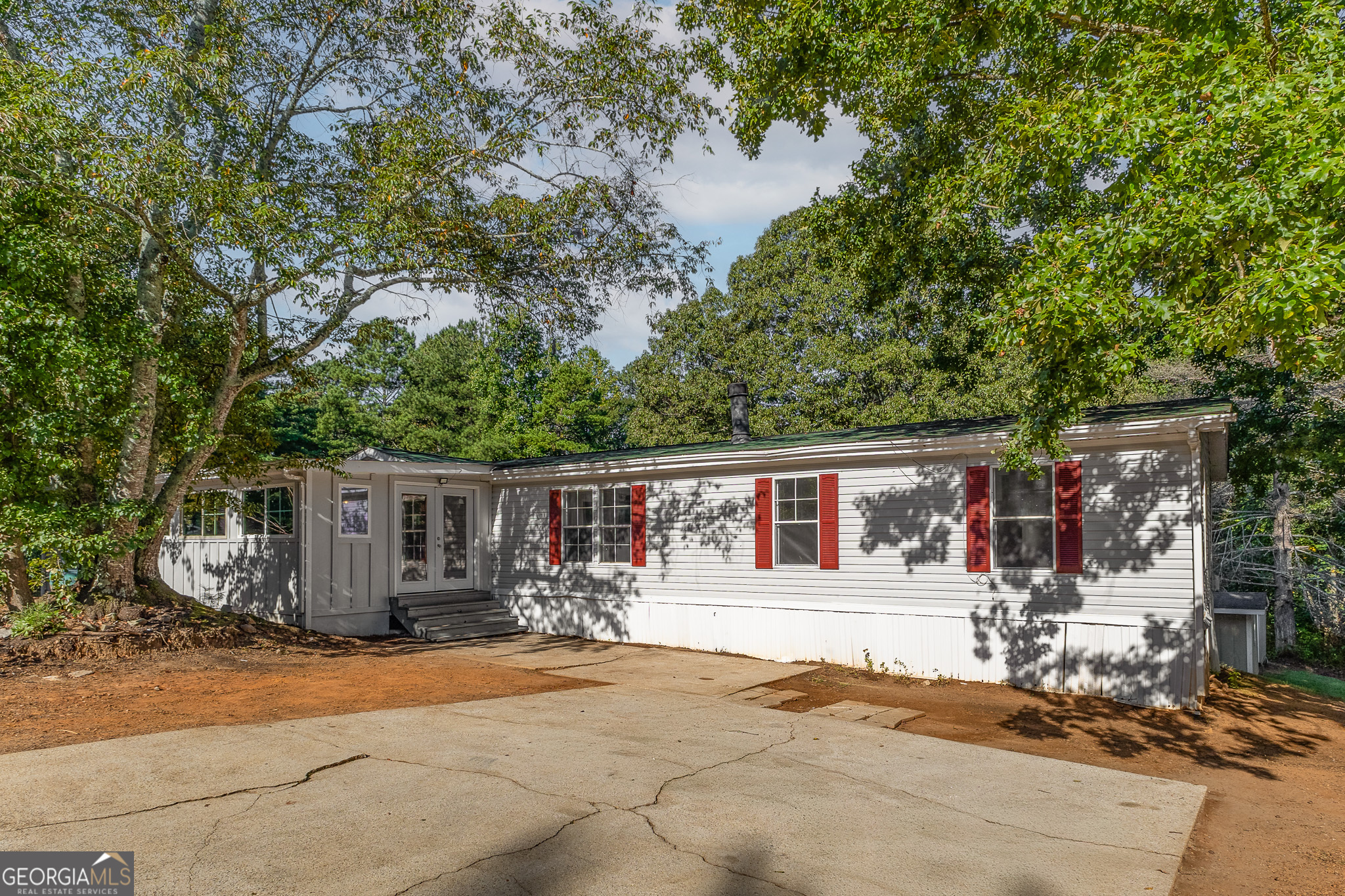 4653 Whispering Pines Buford GA 30518