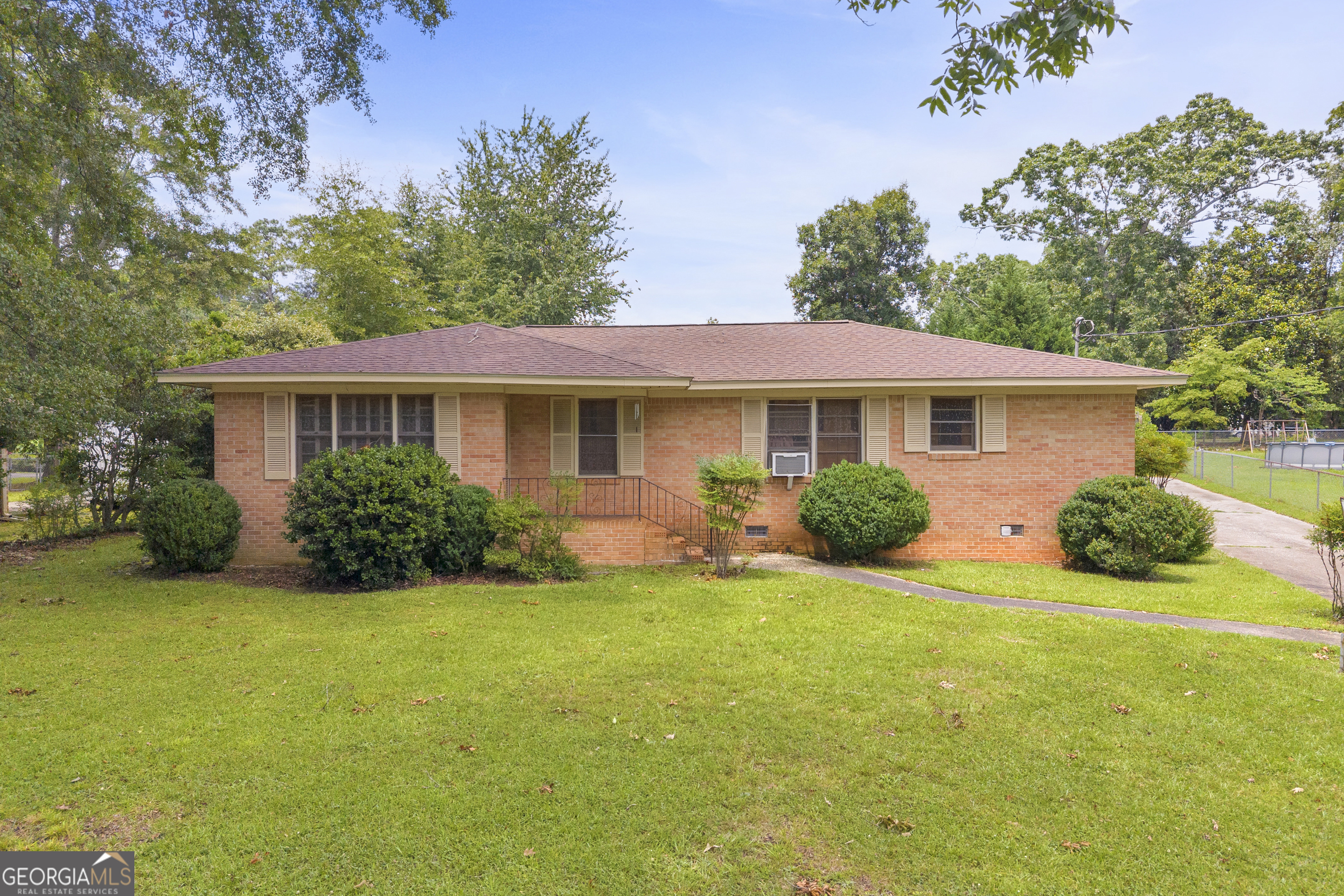 24 Laurel Drive Hartwell GA 30643