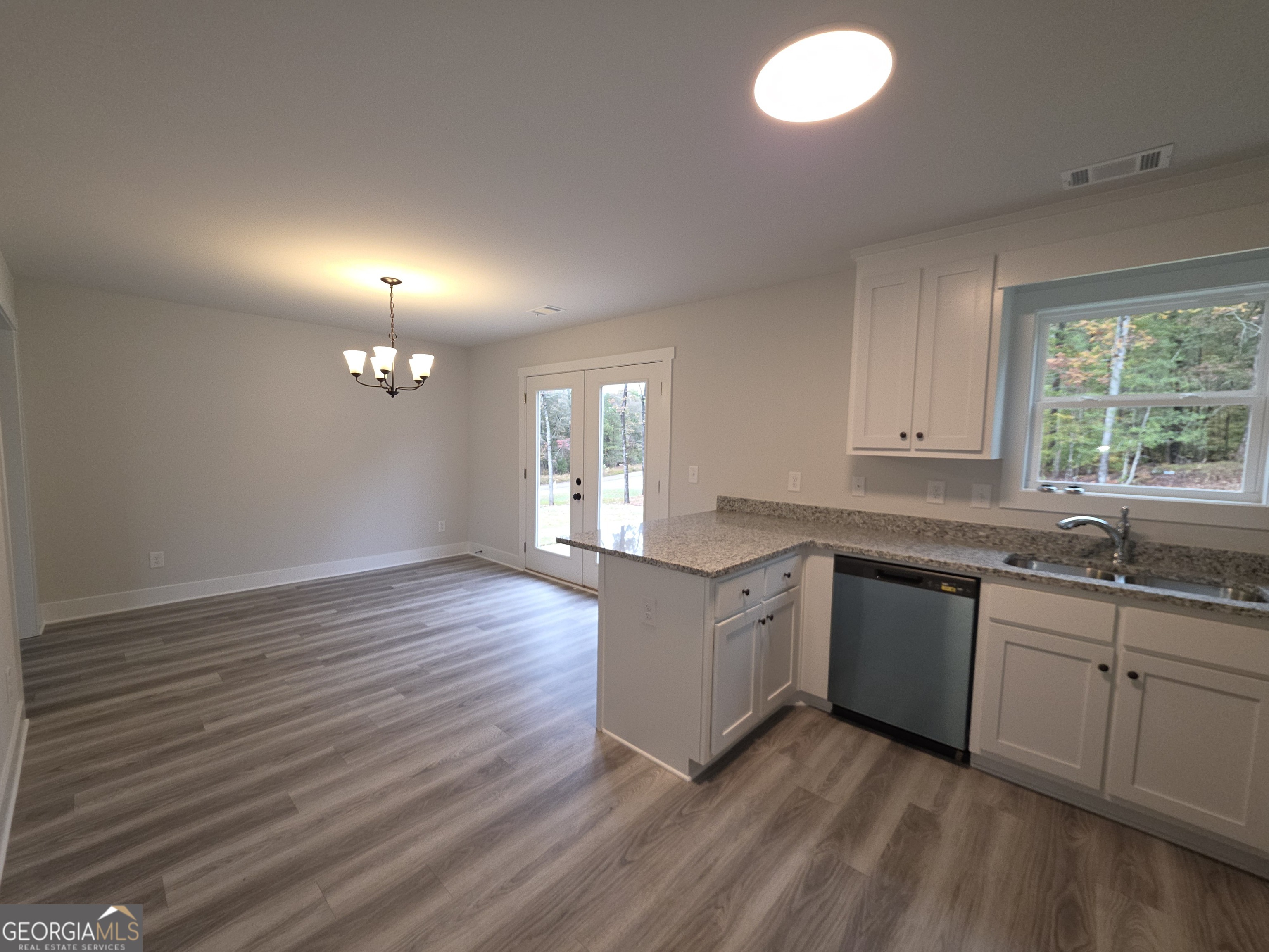 102 Armstrong Mansfield GA 30055