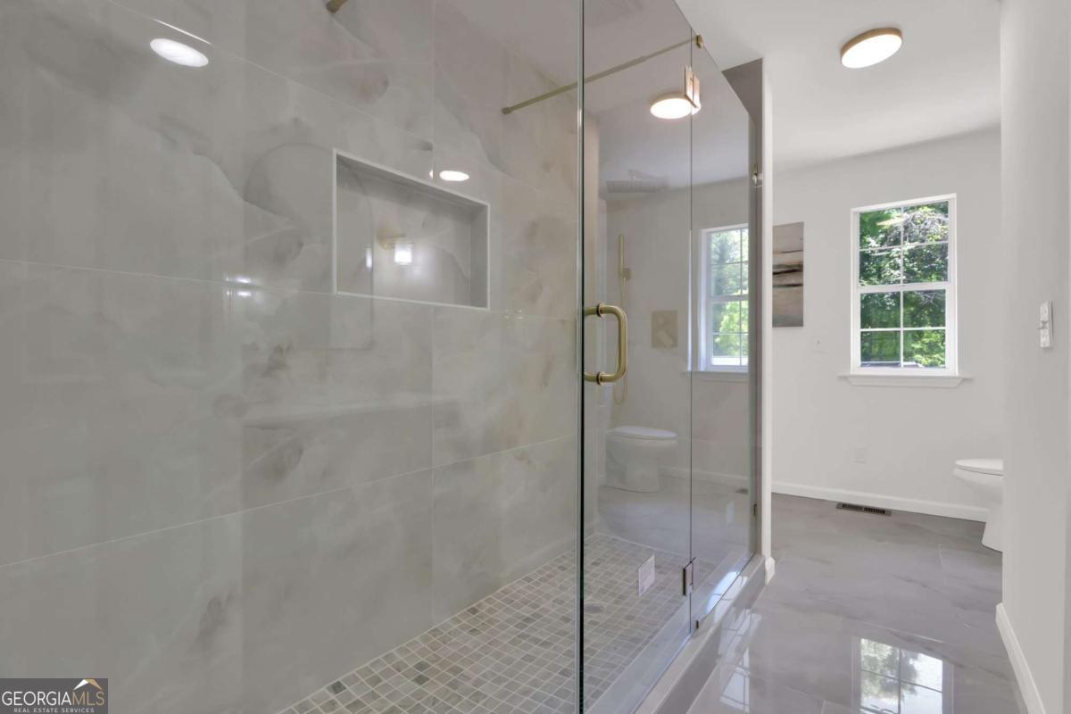 3173 Robinson Avenue Scottdale GA 30079