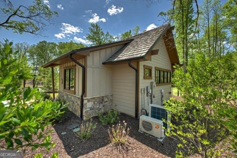HC15 Old Toccoa Loop Mineral Bluff GA 30559
