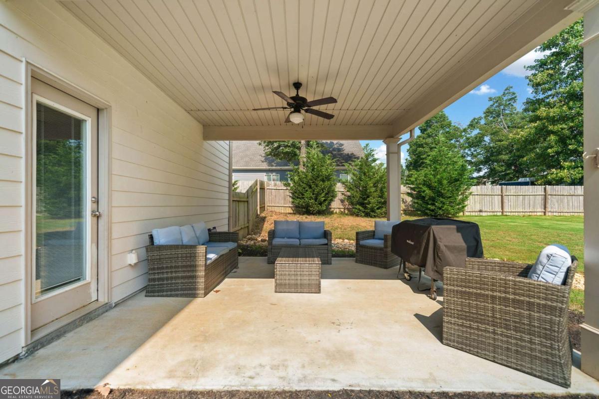 13 Four Feathers Lane Rydal GA 30171