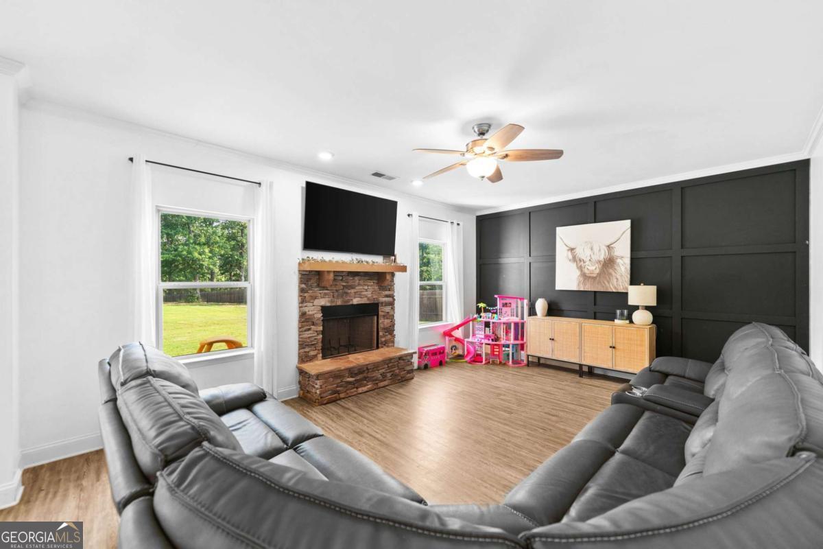 13 Four Feathers Lane Rydal GA 30171