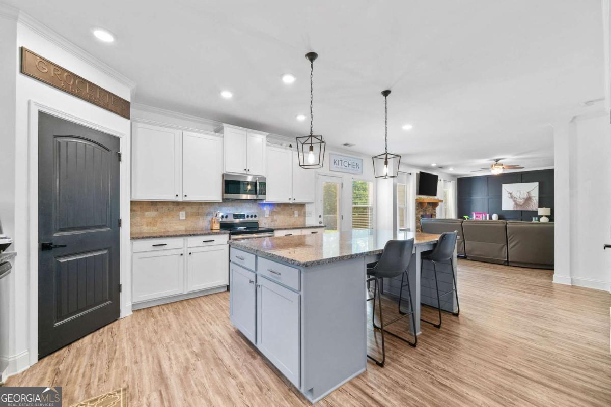 13 Four Feathers Lane Rydal GA 30171