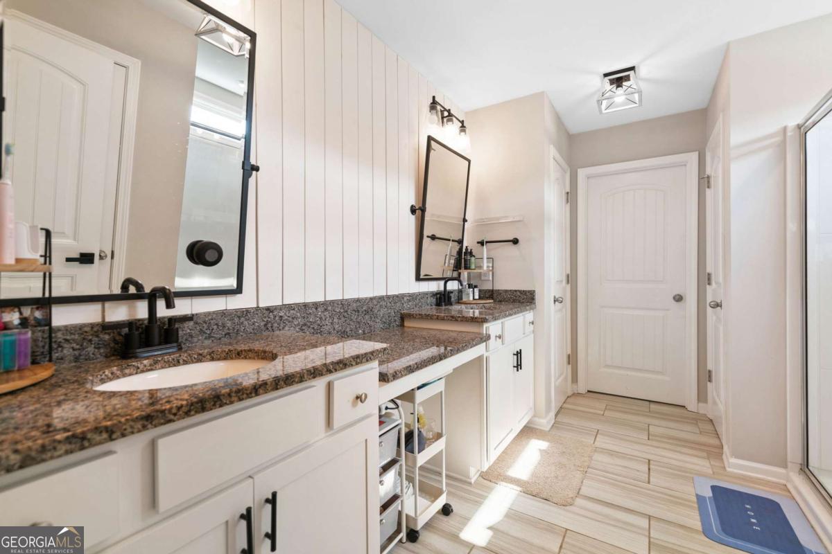 13 Four Feathers Lane Rydal GA 30171