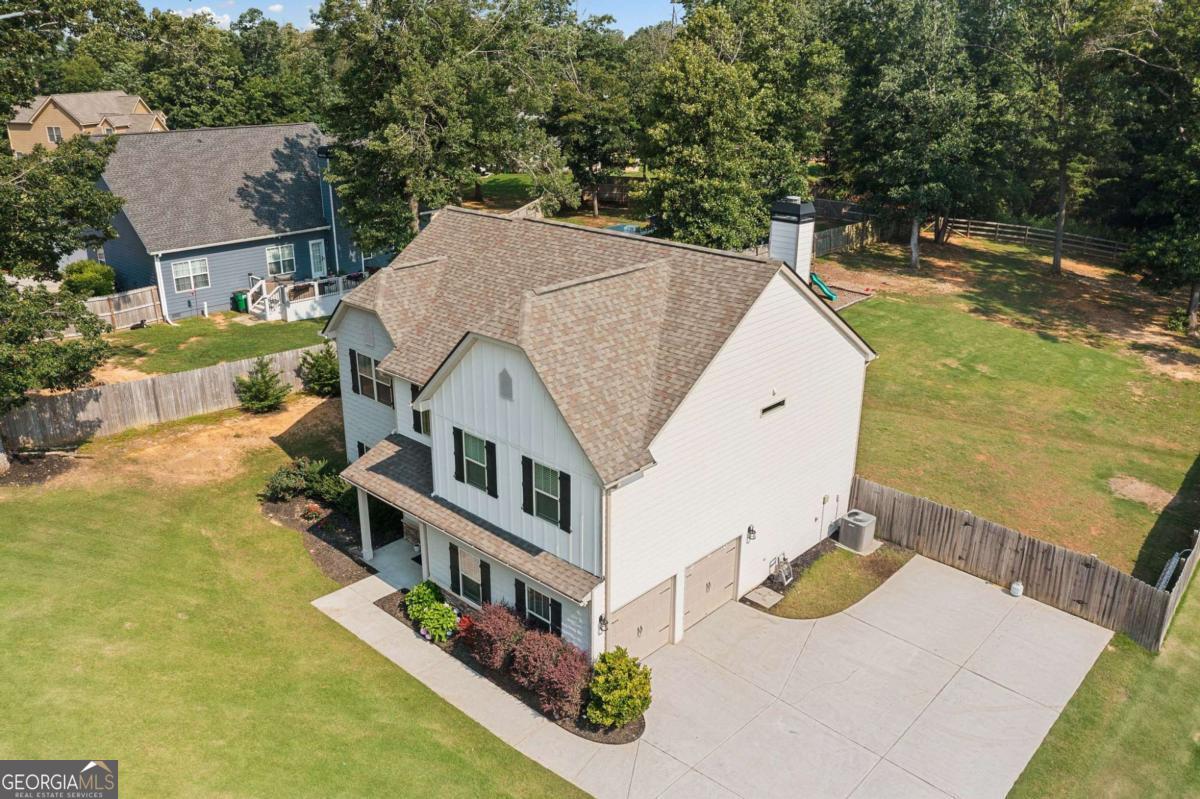 13 Four Feathers Lane Rydal GA 30171
