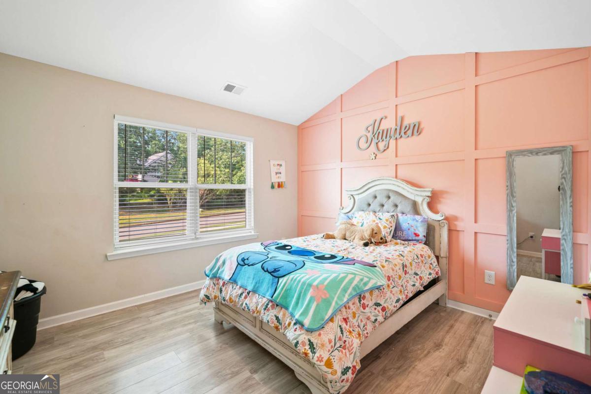 13 Four Feathers Lane Rydal GA 30171
