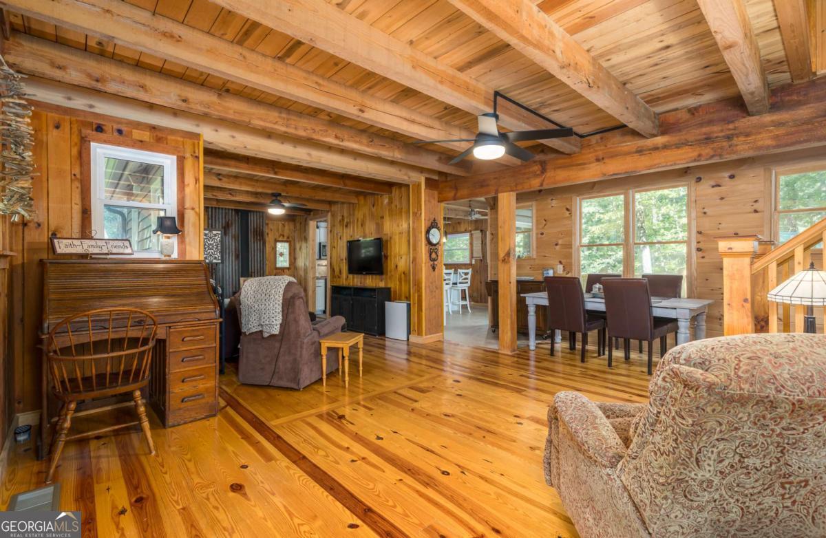 17 Tara Lane Ellijay GA 30540