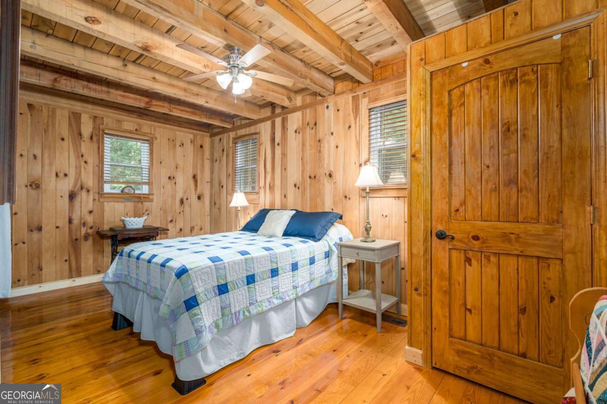 17 Tara Lane Ellijay GA 30540