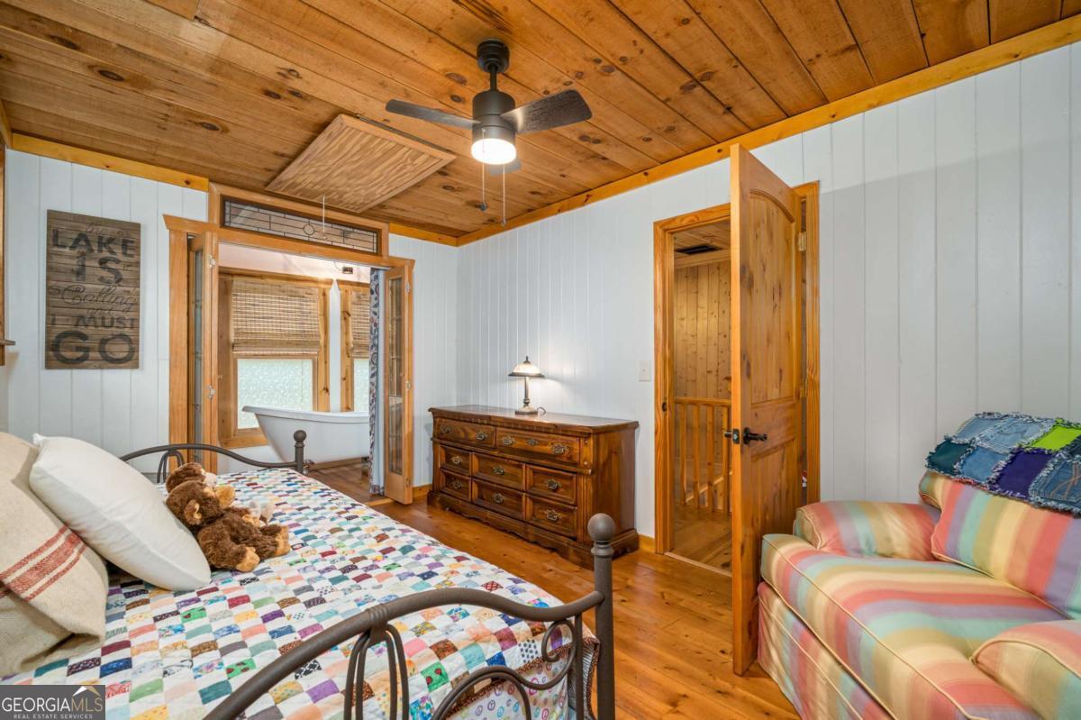 17 Tara Lane Ellijay GA 30540