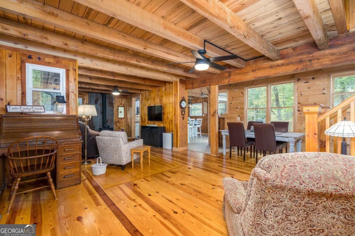 17 Tara Lane Ellijay GA 30540