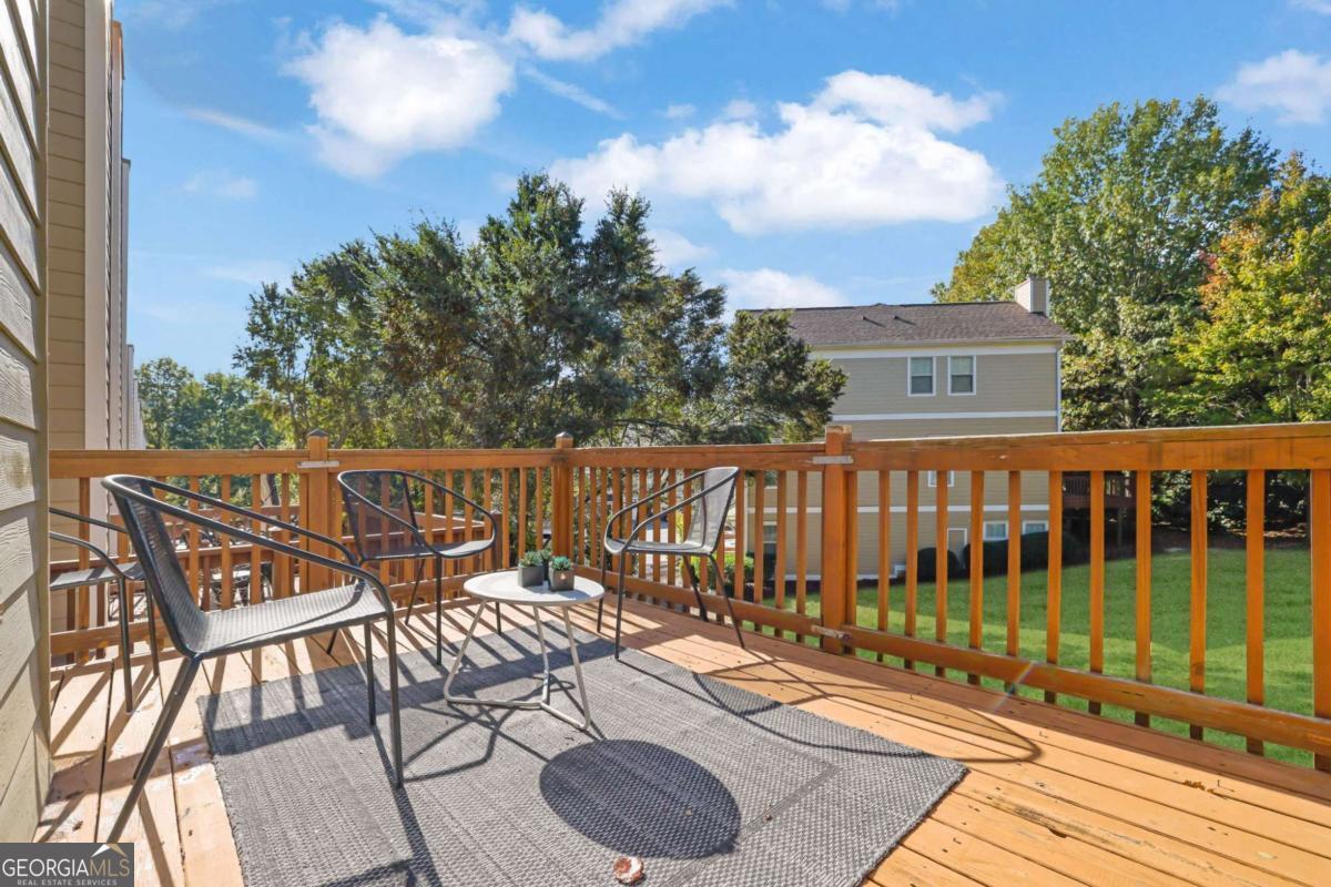 1960 Sterling Oaks Circle NE Atlanta GA 30319