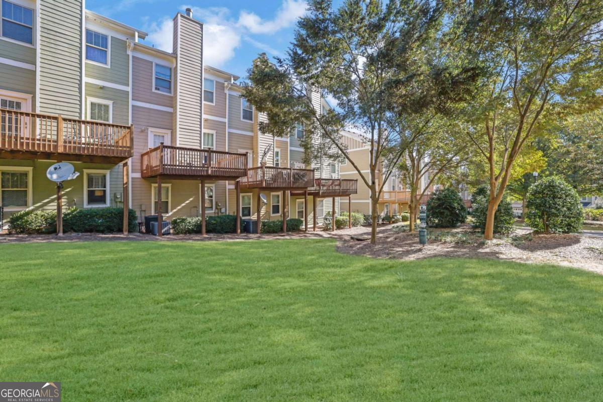 1960 Sterling Oaks Circle NE Atlanta GA 30319