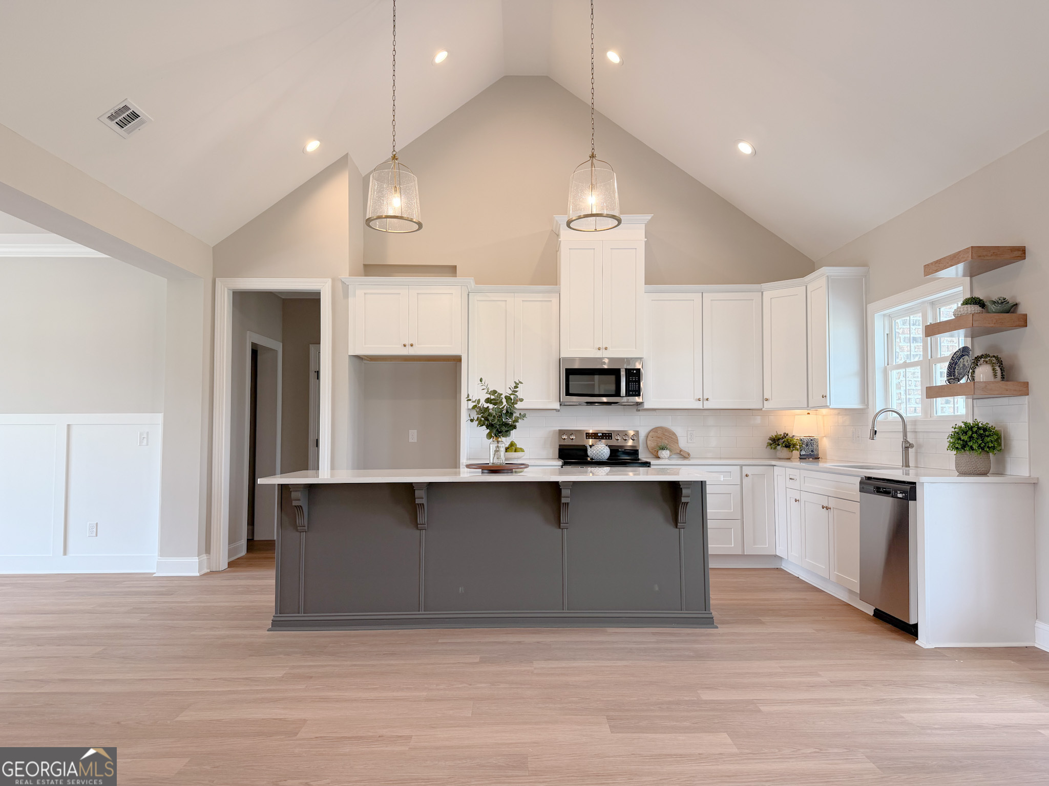 3 Honeysuckle Drive Claxton GA 30417