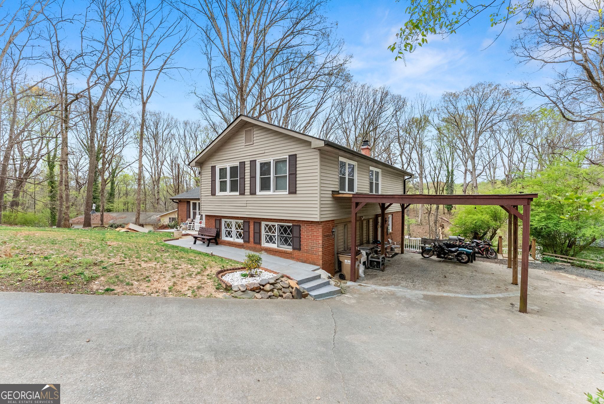 4548 Holiday Heights Drive Oakwood GA 30566
