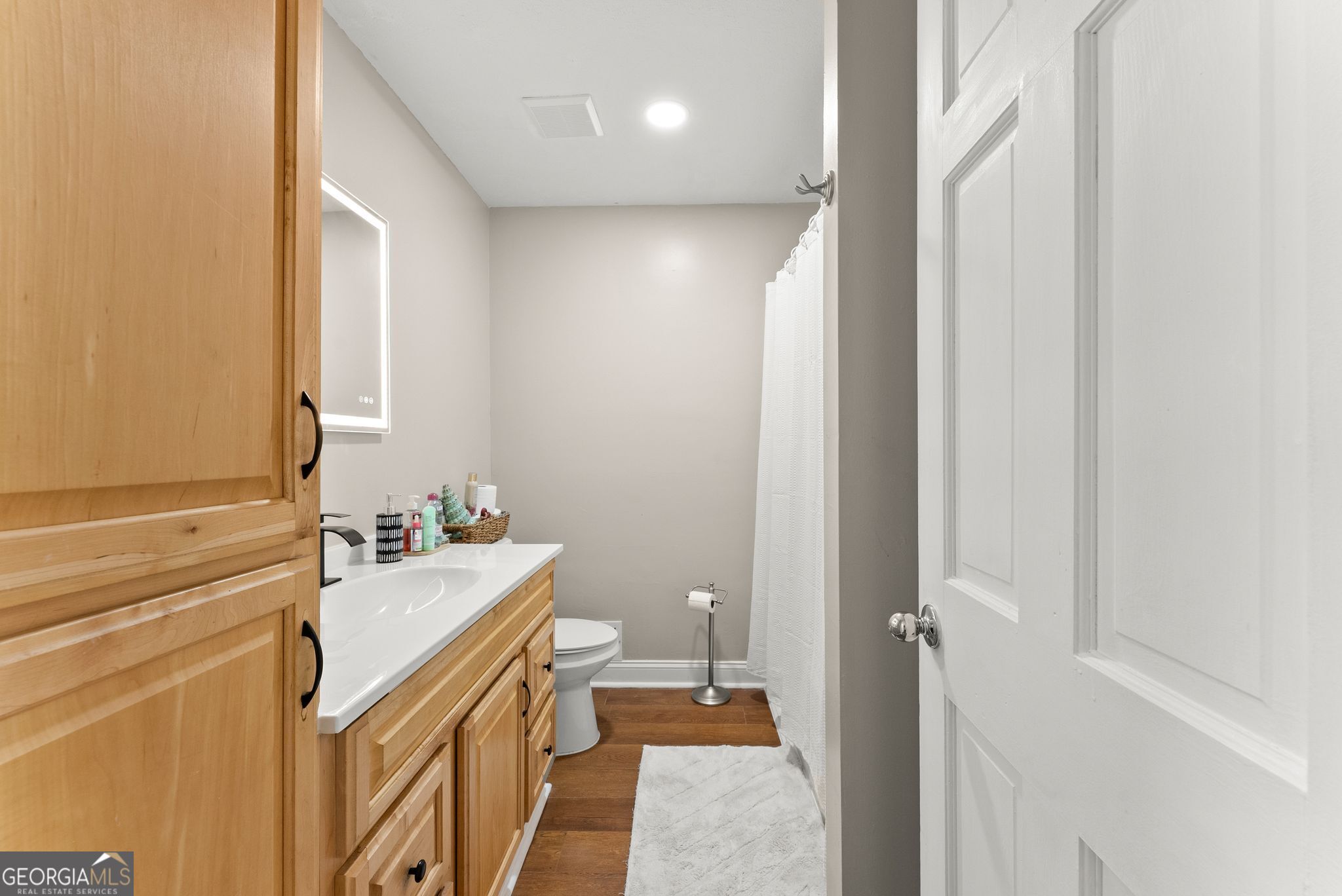 4548 Holiday Heights Drive Oakwood GA 30566