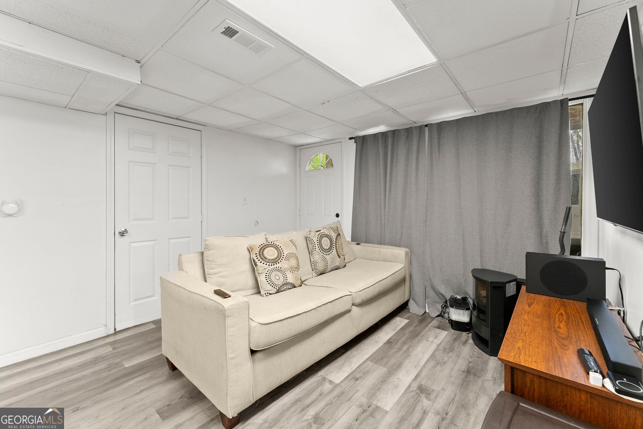 4548 Holiday Heights Drive Oakwood GA 30566