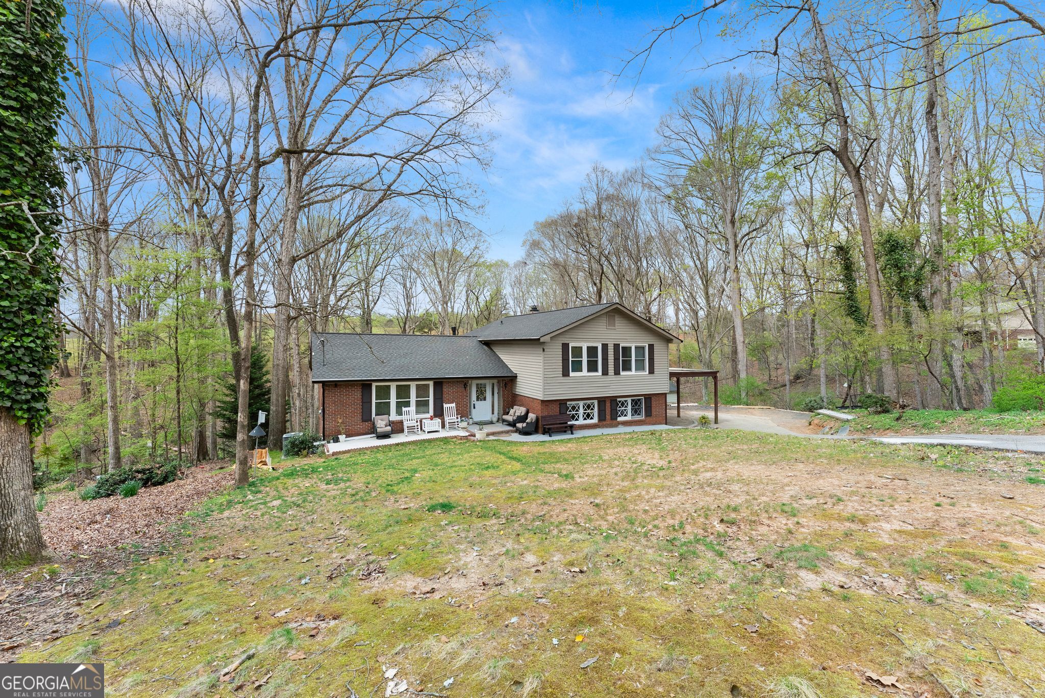 4548 Holiday Heights Drive Oakwood GA 30566