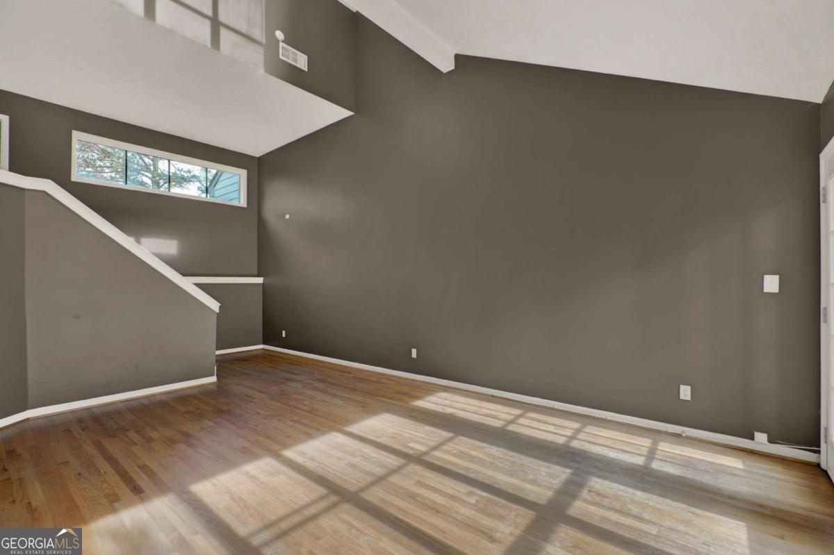 4962 N Ellipse Marietta GA 30068