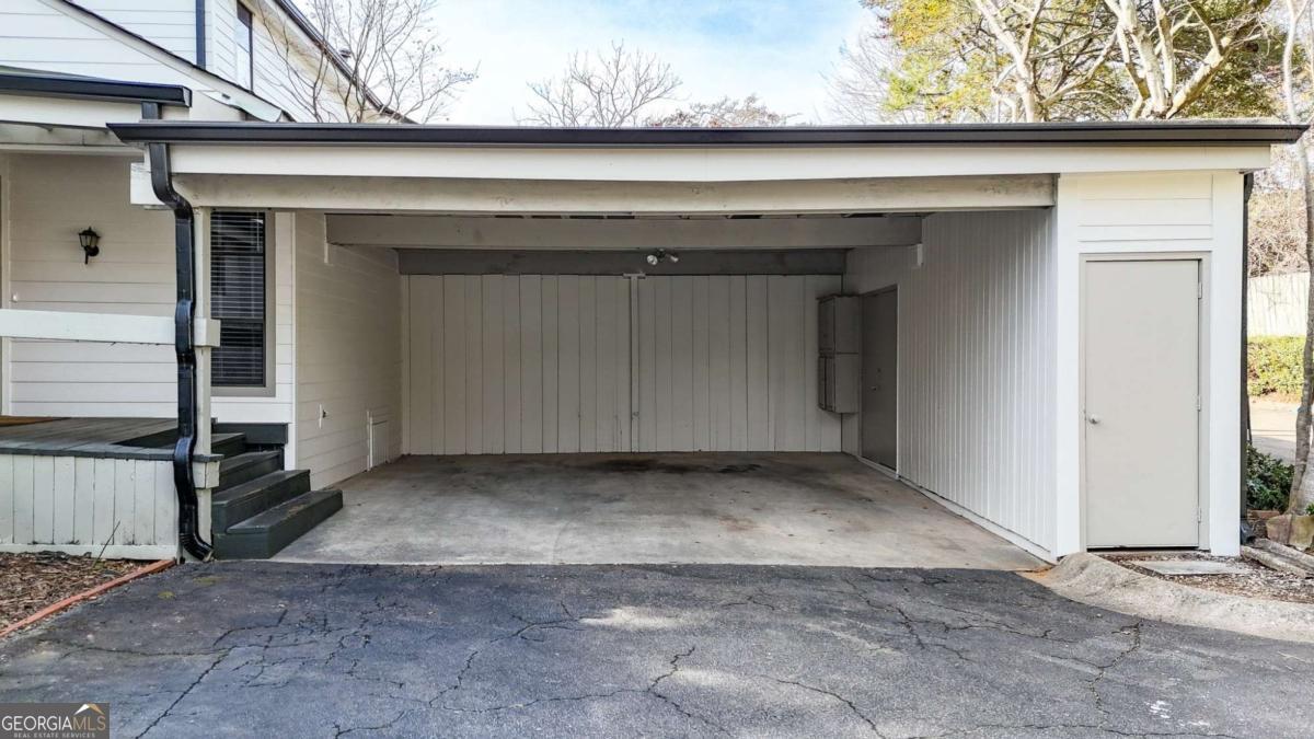 4962 N Ellipse Marietta GA 30068