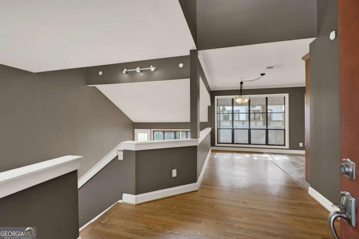 4962 N Ellipse Marietta GA 30068