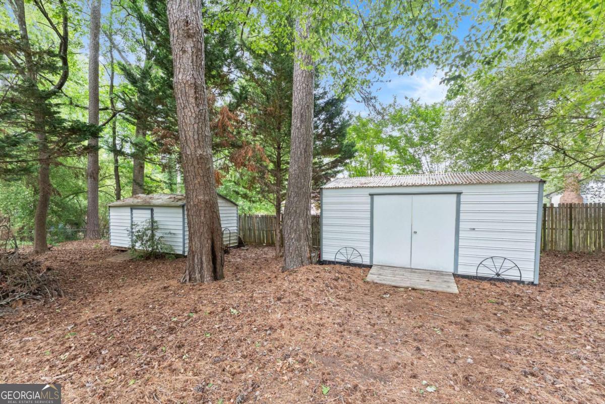 1087 Spring Mill Drive SW Lilburn GA 30047