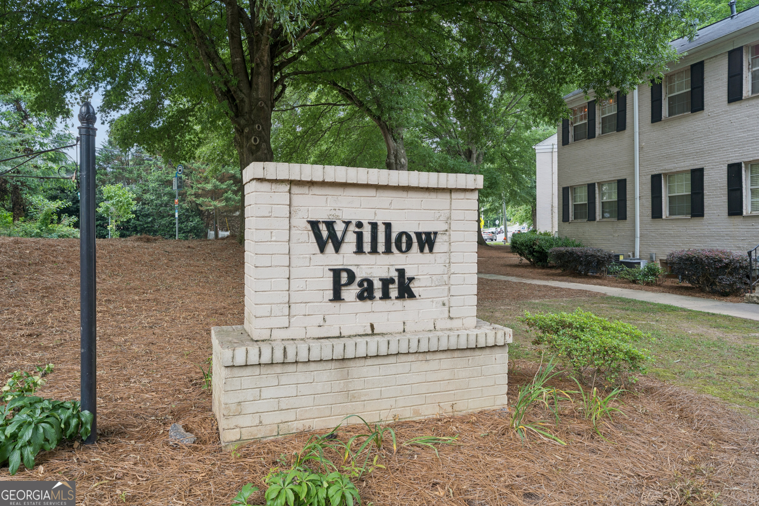 415 Willow Lane Decatur GA 30030