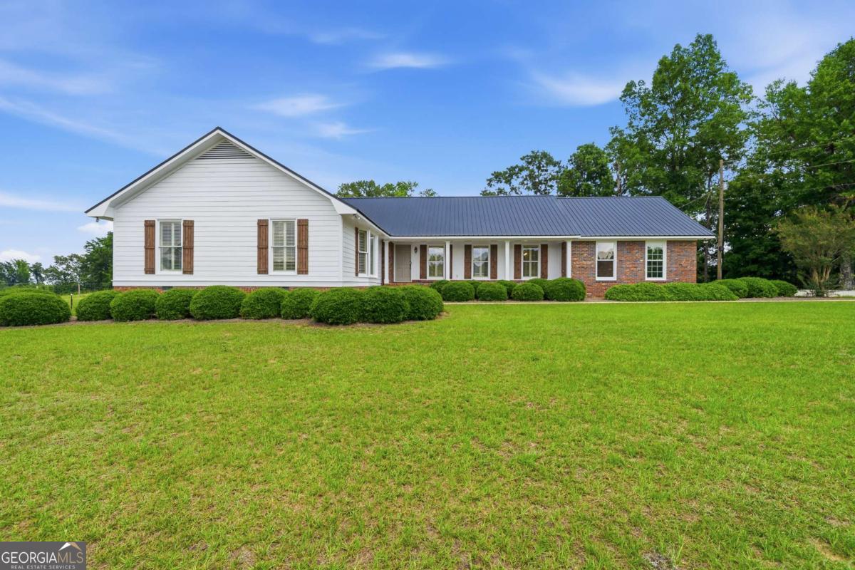 390 Dedrick Road Mcintyre GA 31054