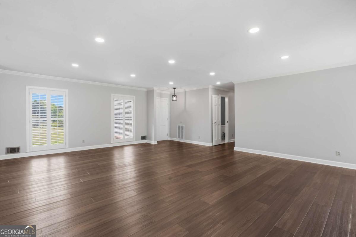 390 Dedrick Road Mcintyre GA 31054
