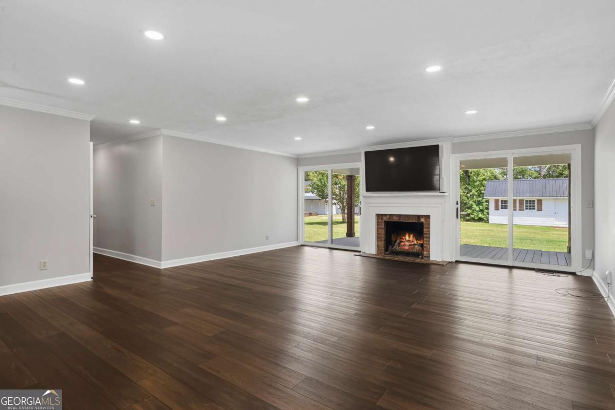 390 Dedrick Road Mcintyre GA 31054