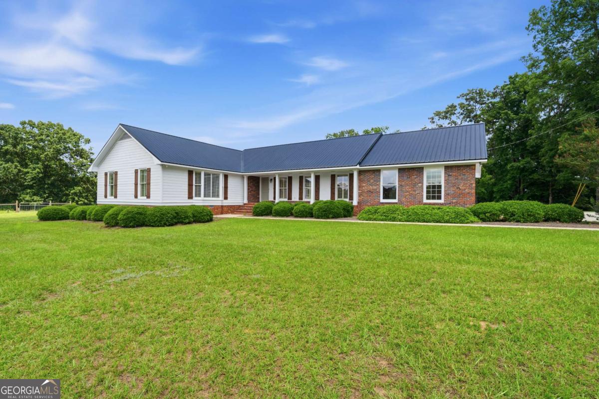 390 Dedrick Road Mcintyre GA 31054