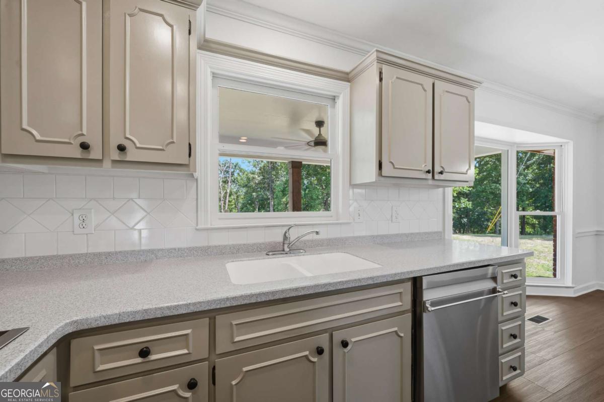 390 Dedrick Road Mcintyre GA 31054