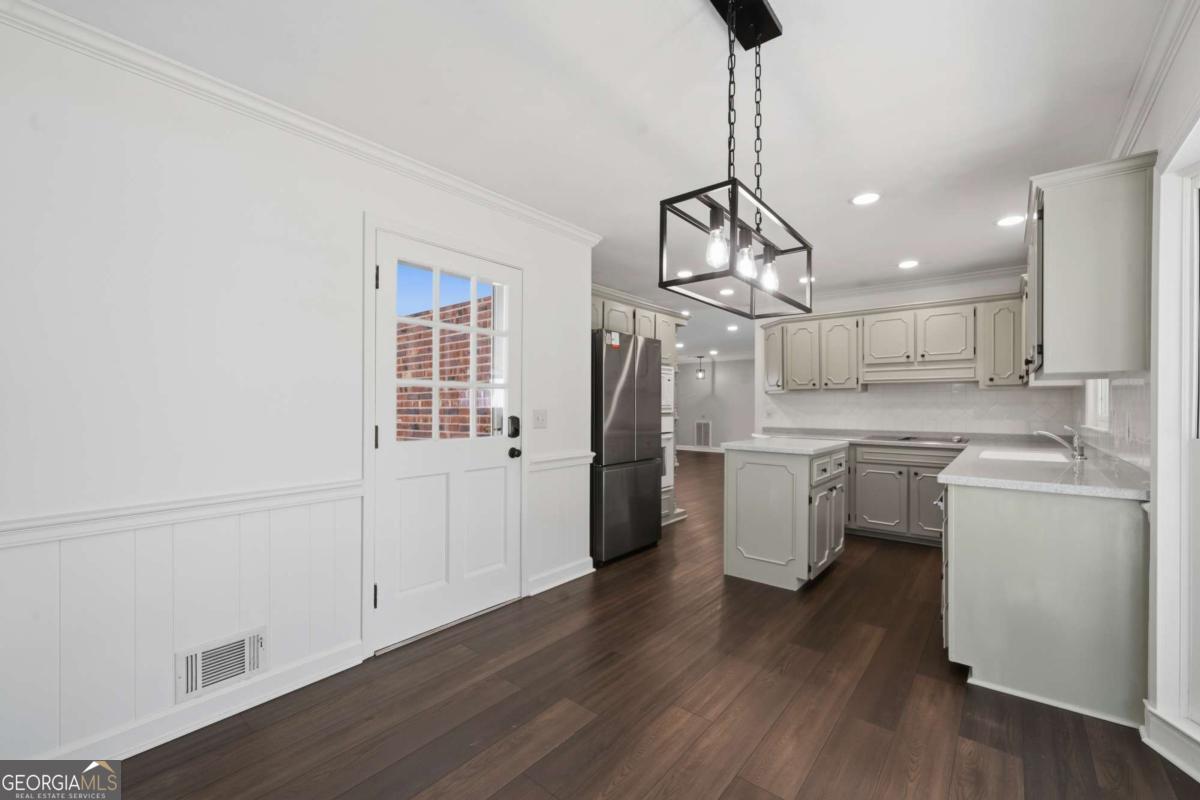 390 Dedrick Road Mcintyre GA 31054