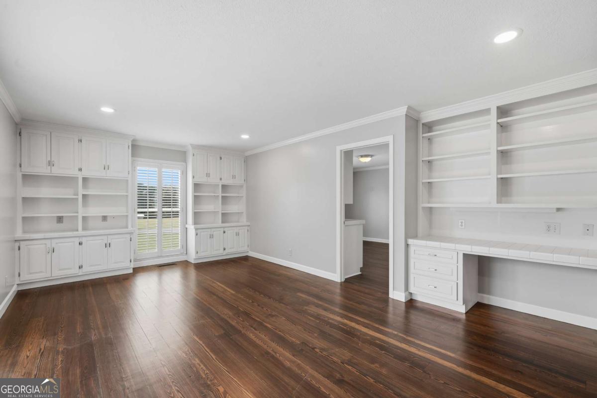390 Dedrick Road Mcintyre GA 31054