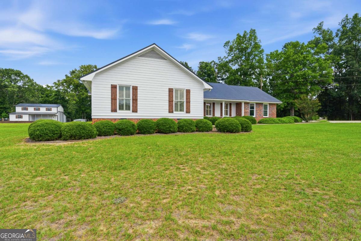 390 Dedrick Road Mcintyre GA 31054