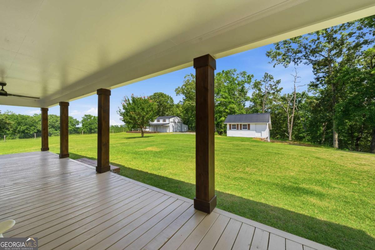 390 Dedrick Road Mcintyre GA 31054