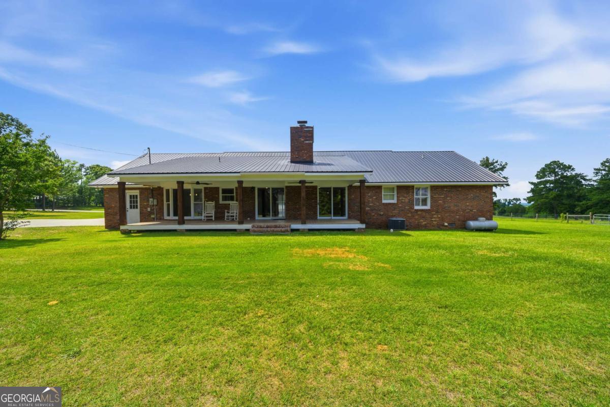 390 Dedrick Road Mcintyre GA 31054