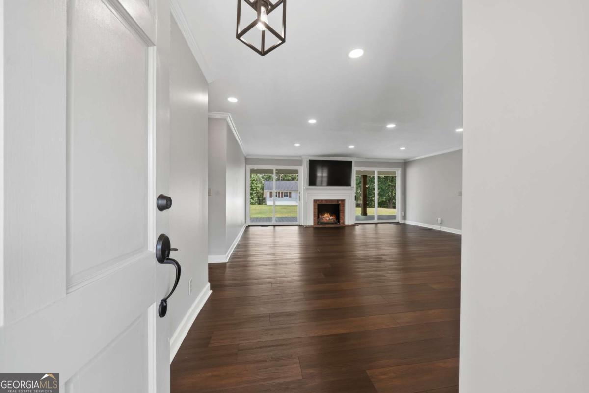 390 Dedrick Road Mcintyre GA 31054