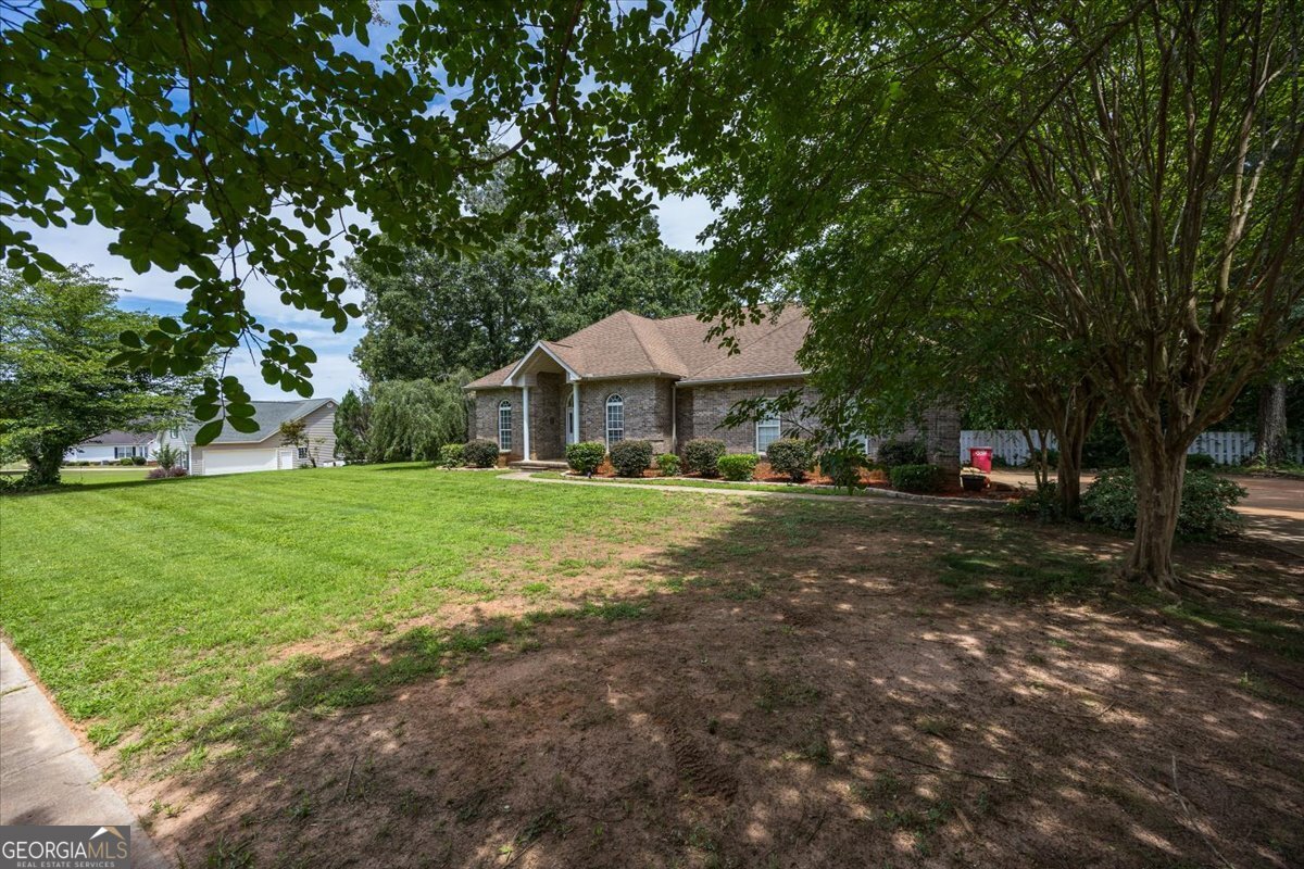 156 Henry Drive Gray GA 31032