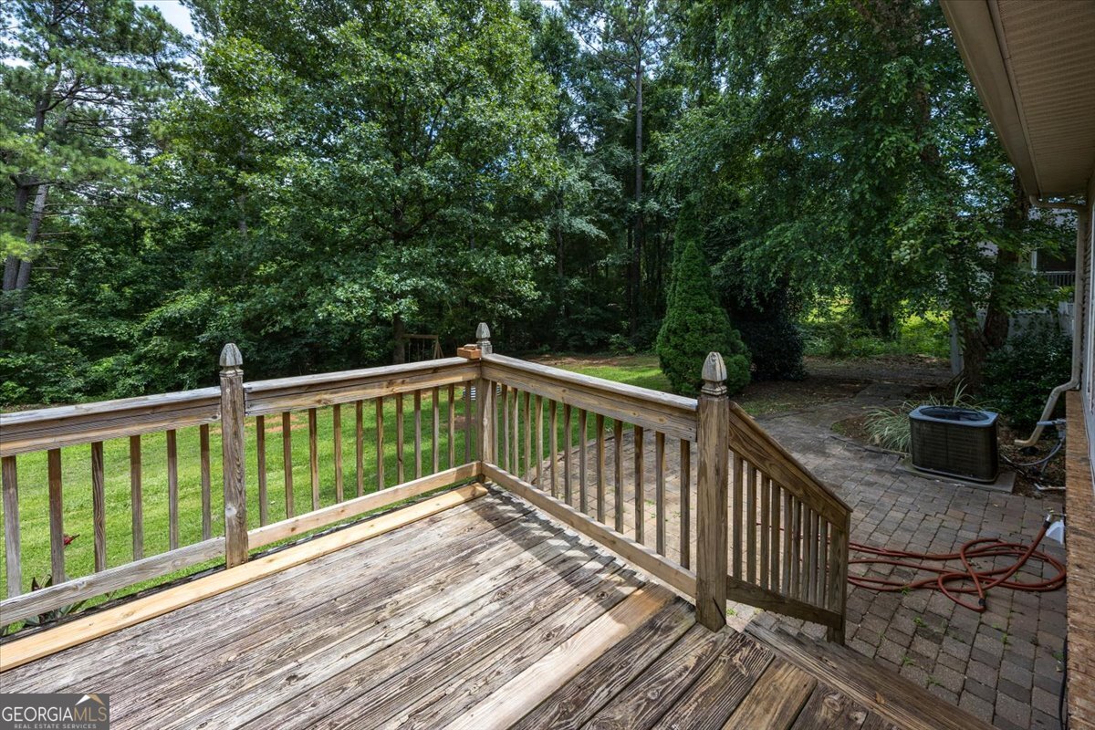 156 Henry Drive Gray GA 31032