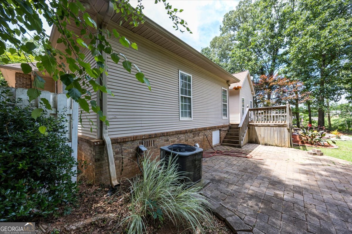 156 Henry Drive Gray GA 31032