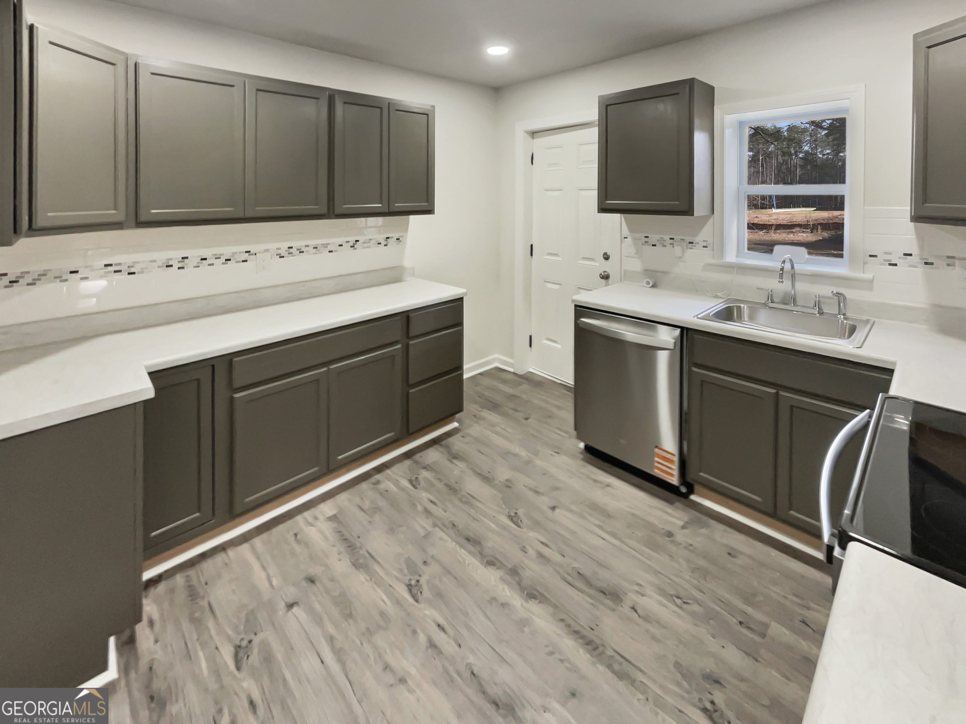 28 Elm Street Hampton GA 30228