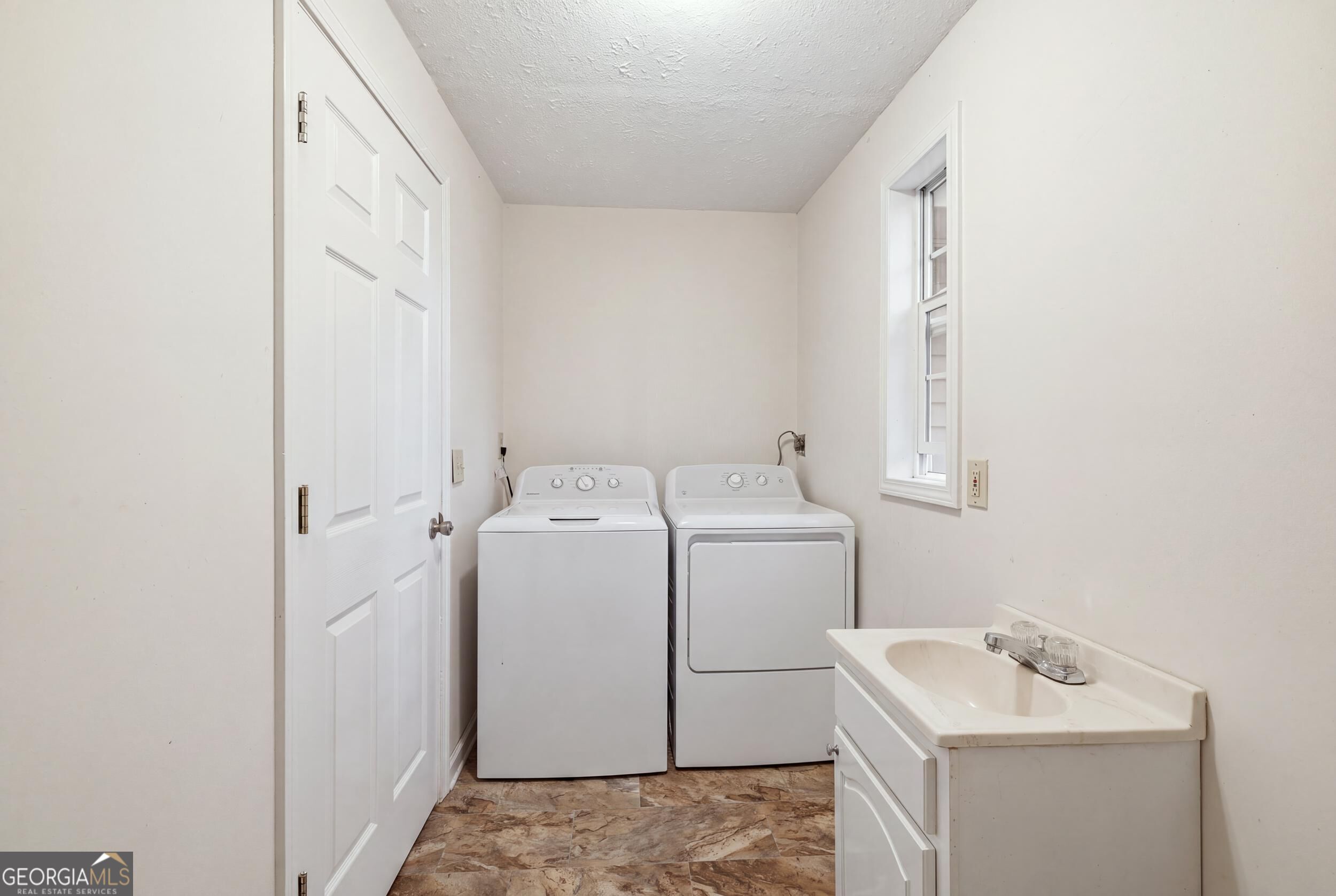520 Easy Street Toccoa GA 30577