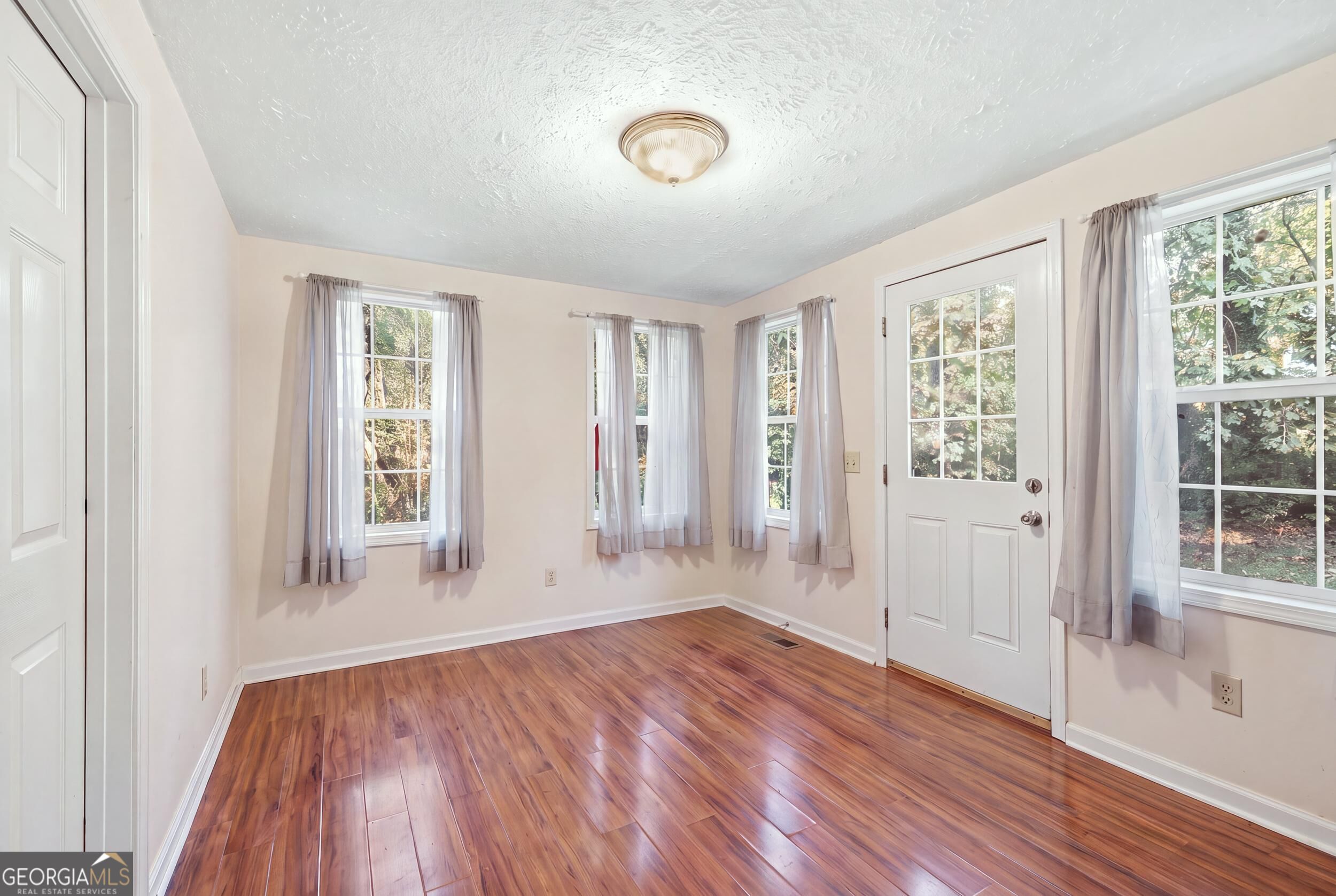 520 Easy Street Toccoa GA 30577