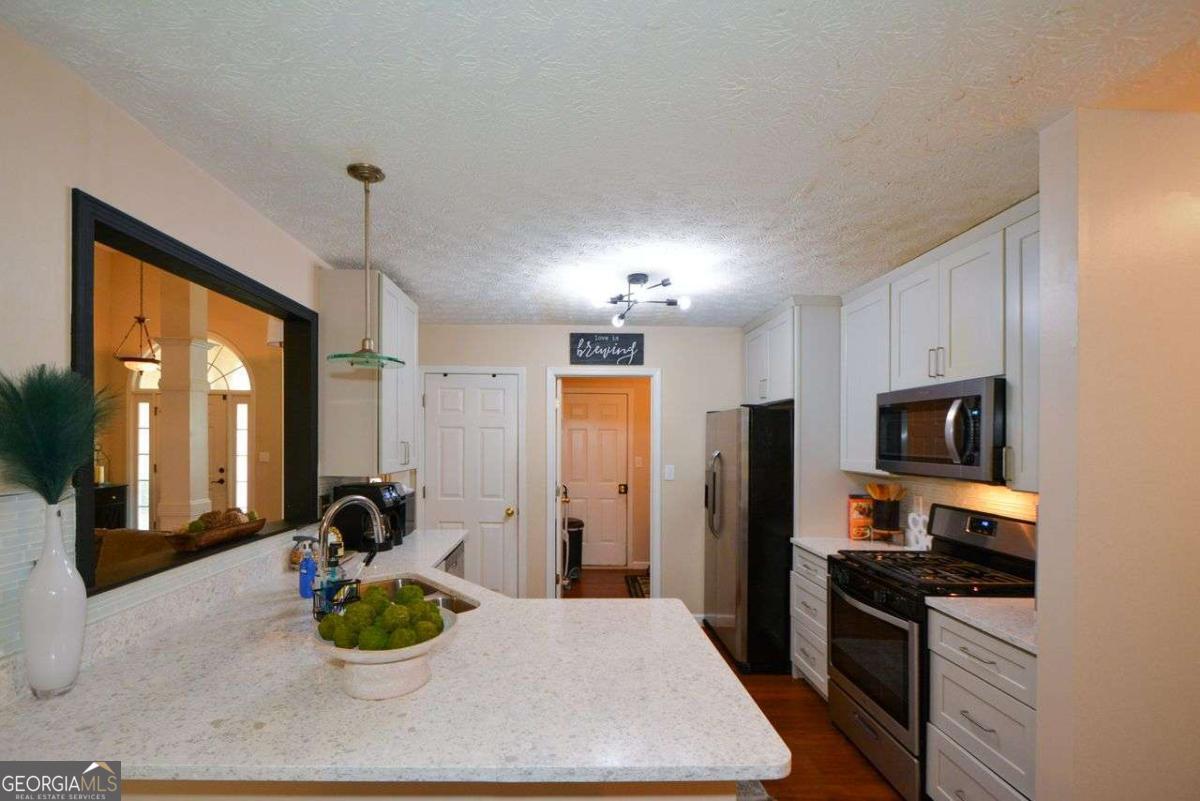 125 Verdon Hill Fayetteville GA 30215